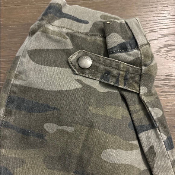 BNWT Camo Express pants - Picture 4 of 6